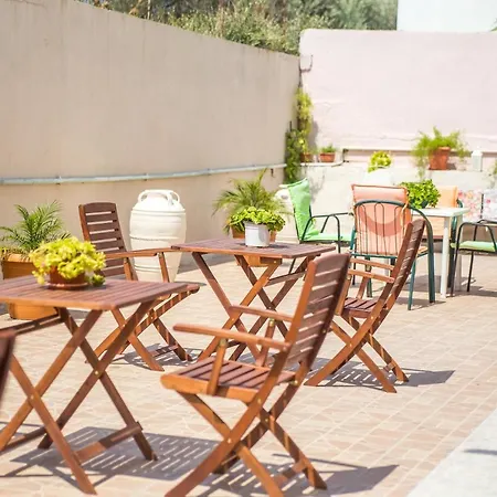 Iatridis (adults Only) ファリラキ